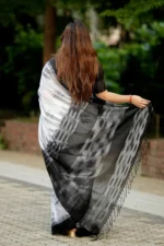 মার্সরাইজড কটন হ্যান্ডলুম / ইক্কত শাড়ি - Image 4